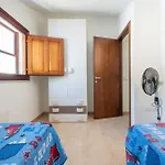 Casa *